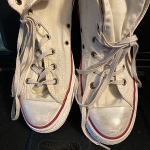 New distressed converse high top chucks size 6